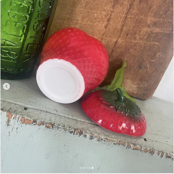 Vintage Milk Glass Strawberry Jam Jelly Jar Hazel Atlas - Picture 5 of 5